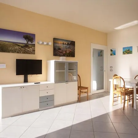 N172 - Numana, Meraviglioso Trilocale Con Giardino Sirolo